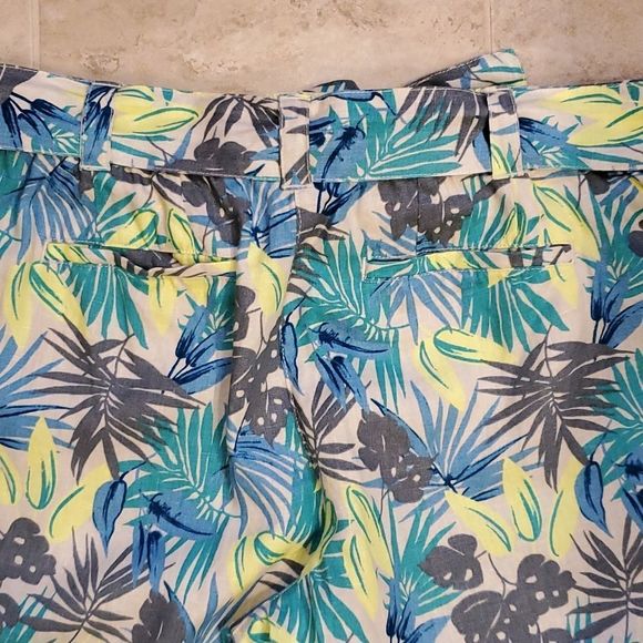 Land's End linen tropical print mid rise capris, 18W - Picture 11 of 11